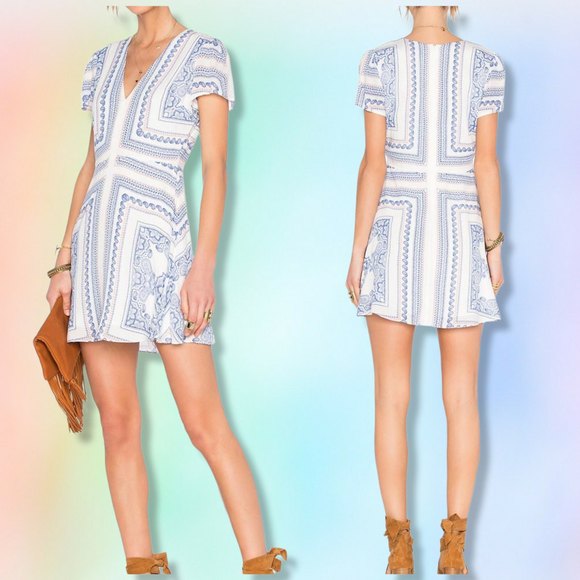 Lovers + Friends Revolve Cassidy Dress in Bella Scarf XS Mini Vacation‎ Beachy - Picture 1 of 5